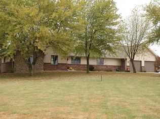 6564 W Cedar Rd, De Witt, NE 68341