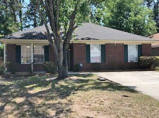 308 Redan Dr, Savannah, GA 31410