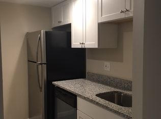 330 Simmonsville Ave, Johnston, RI 02919