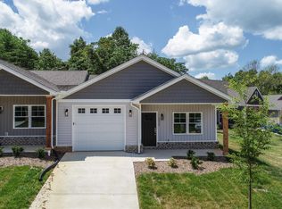 1308 Emerald Crest Ct, Bedford, VA 24523