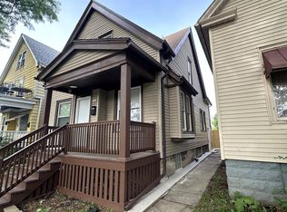 3224 N 24th Pl, Milwaukee, WI 53206