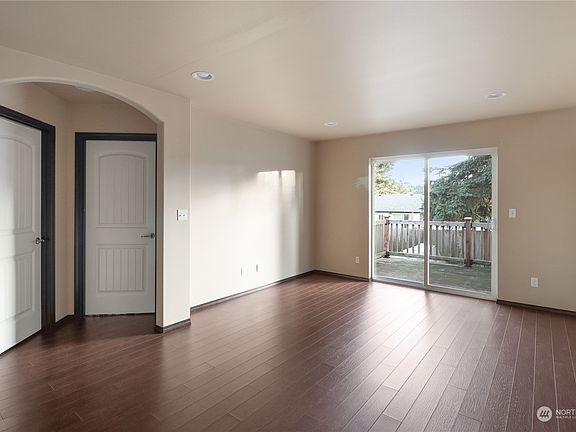 2nd image of 1633 SW Stremler Drive