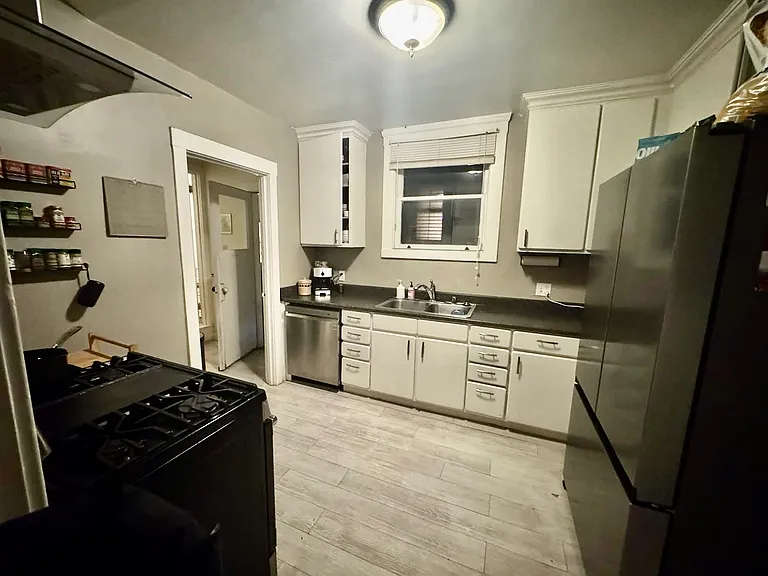 3444 Divisadero St — Photo 6