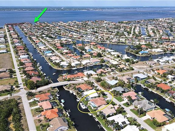 2nd image of 215 Divinci Dr