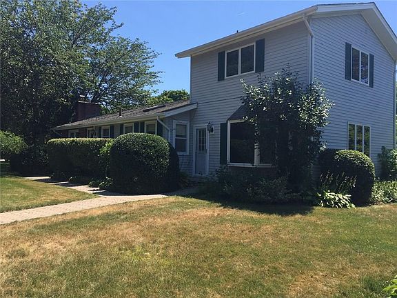 4th image of 66 Eisenhower Pl