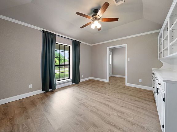 5th image of 1814 Lakeridge Dr