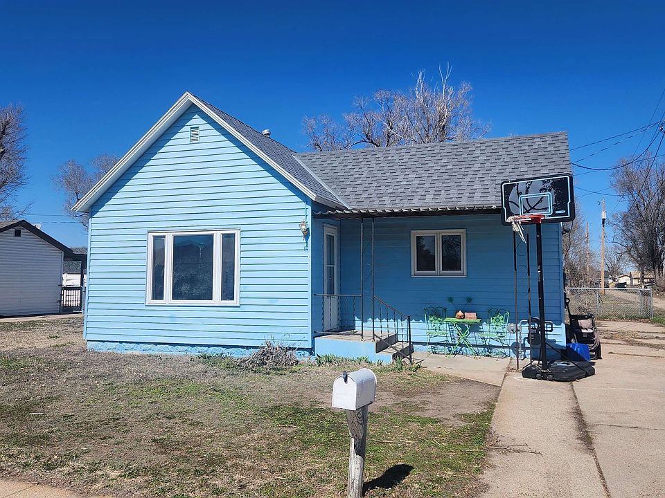 1st image of 206 W 14th St