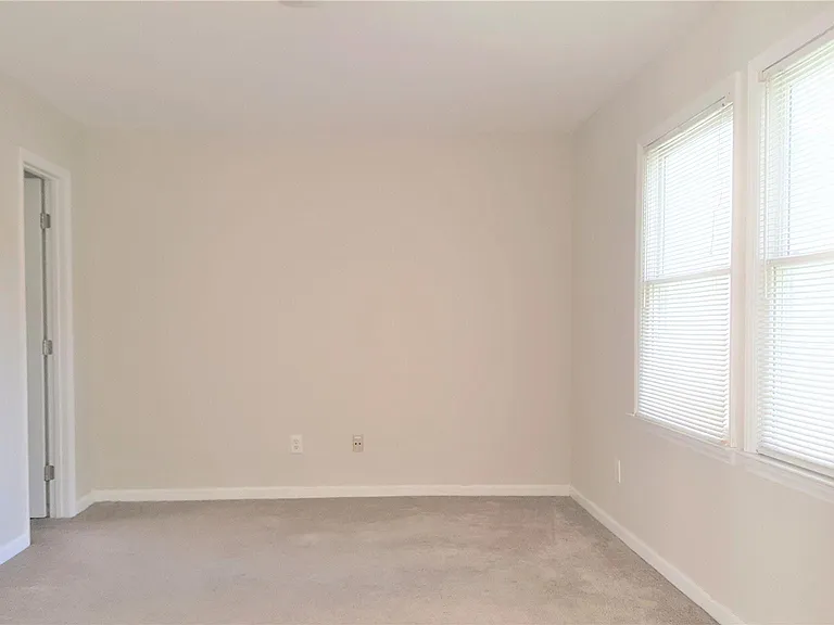 102 Duncan Ct #B — Photo 11