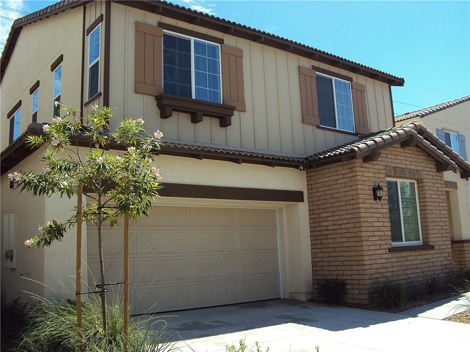 1st image of 8817 Kings Canyon St