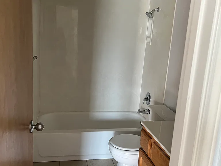229 Marvin Cv — Photo 13