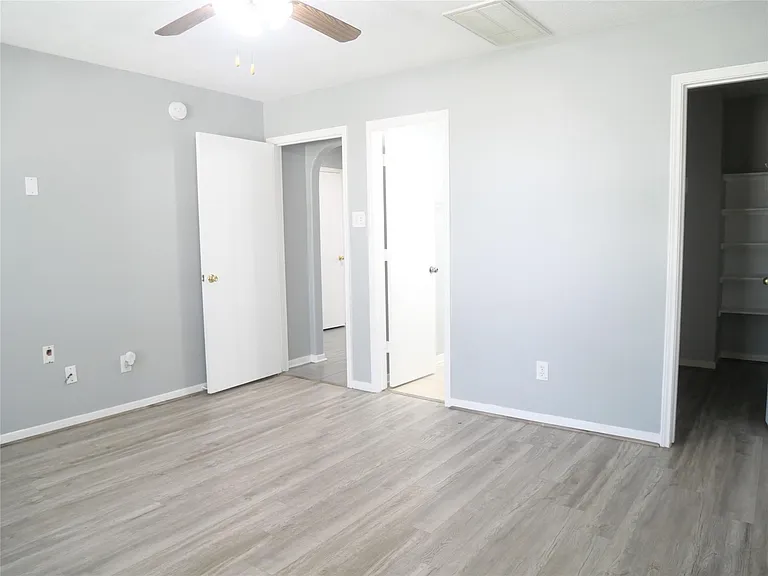 11931 Panay Village Cir — Photo 16
