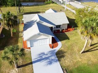 895 Brisbane St NE, Palm Bay, FL 32907