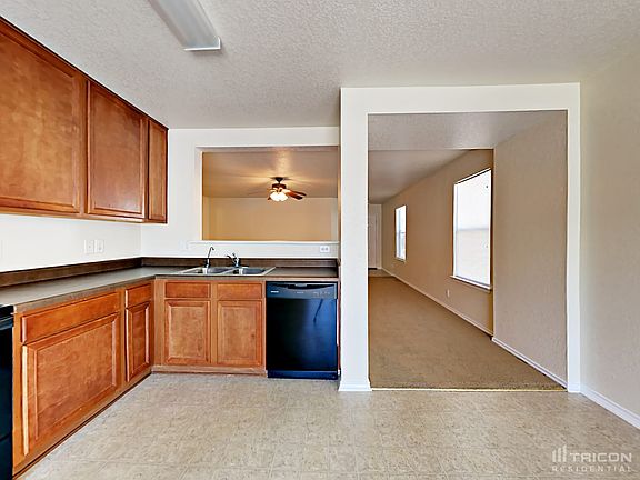 5th image of 10115 Monterey Crst