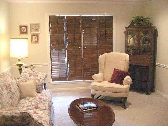3rd image of 3055 Wier Dr