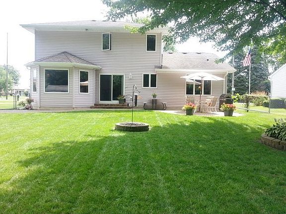 3rd image of 5970 Urban Dr