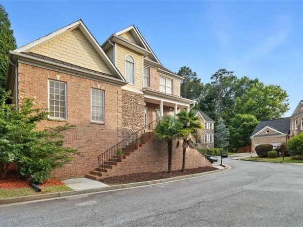 1711 Summit Glen Ln, Atlanta, GA 30329