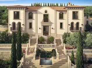 2130 Roscomare Rd, Los Angeles, CA 90077