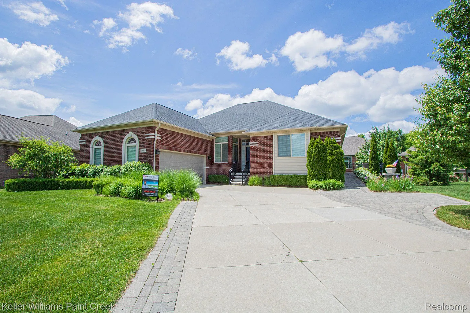 58863 Glacier Club Dr photo 1