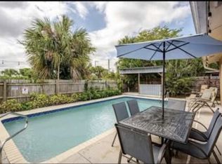 6528 Country Wood Way, Delray Beach, FL 33484