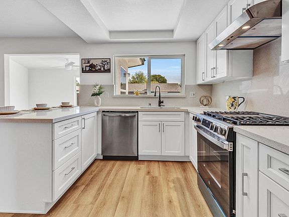 3rd image of 719 Seville Lane