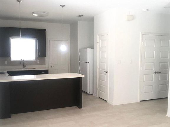 2nd image of 3602 Valeria St #2