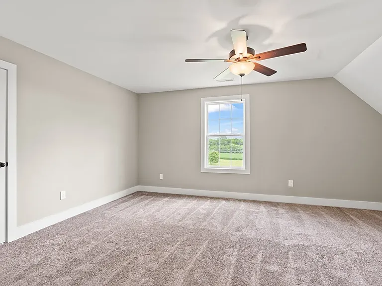 52 Lookout Dr — Photo 32