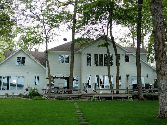 View from Pelican Lake