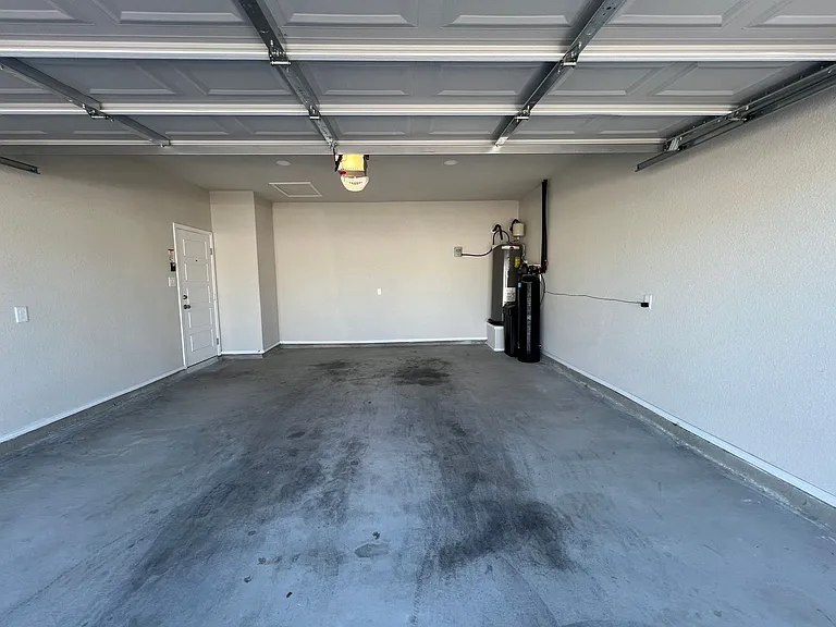 621 Ashers Pl — Photo 18