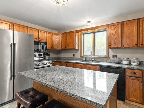 5th image of 597 S Bridgton Road