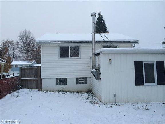 4th image of 13562 Donald Dr