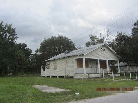 4th image of 2410 E 15th Ave