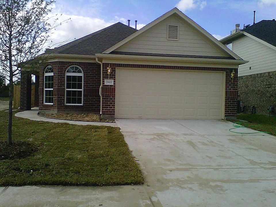 1st image of 7811 Gray Jay Ct