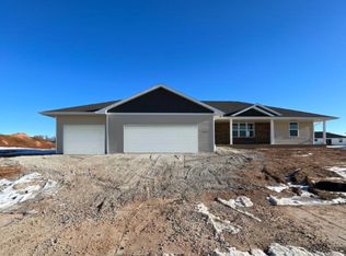 4558 Richard Ln, Green Bay, WI 54313