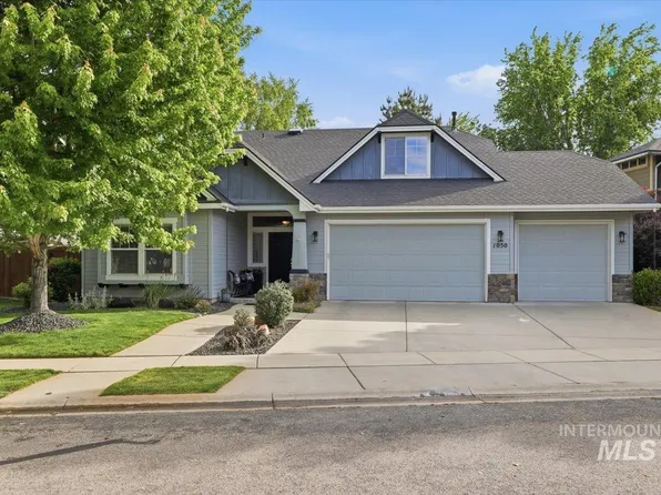 1050 E Legacy View Dr, Meridian, ID 83646