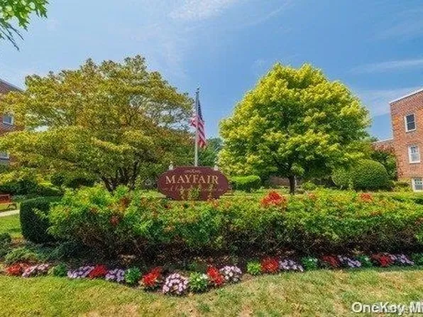 200 N North Village Avenue #D-6, Rockville Centre, NY 11570