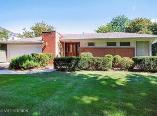 633 Burning Tree Ln, Naperville, IL 60563