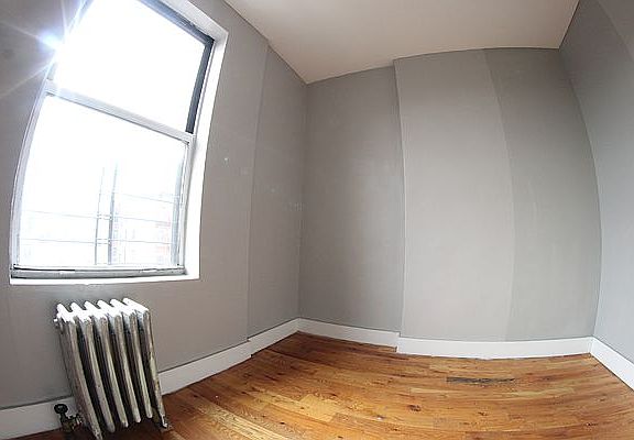 5th image of 301 E 150th St #13