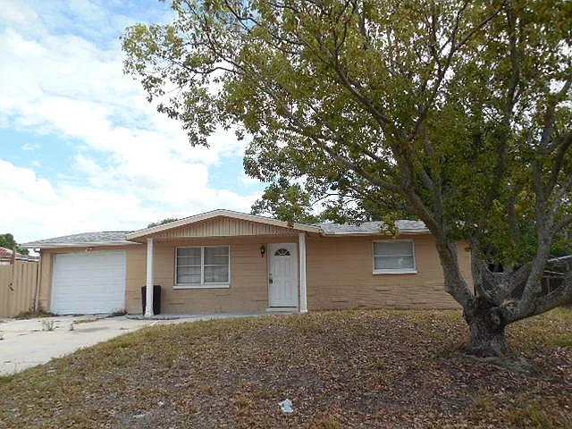 7217 Country Club Dr — Photo 1