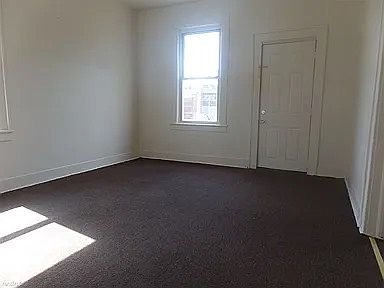 5th image of 498 E 23rd St APT 7