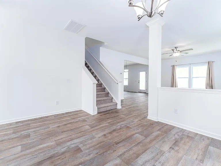 1423 Seawatch Dr — Photo 11
