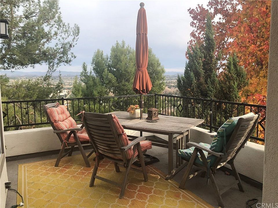 1st image of 53 La Mirage Cir #75