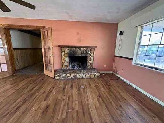 Additional Living Room