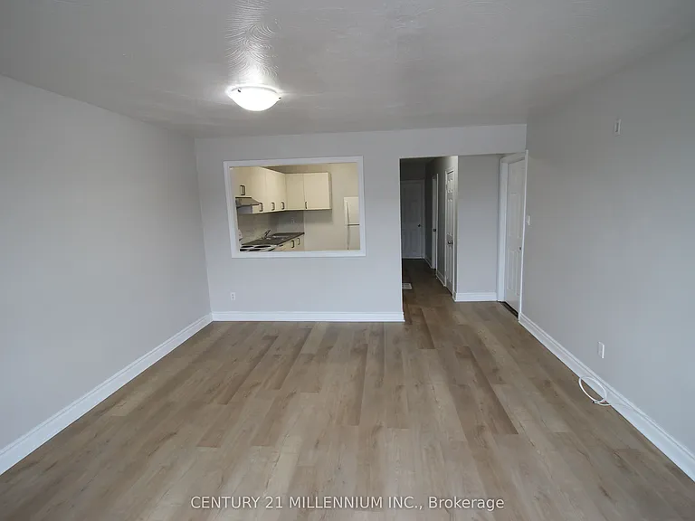 2991 Islington Ave #UPPER — Photo 11
