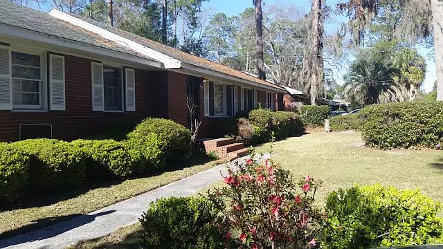 1st image of 820 Bunche Dr