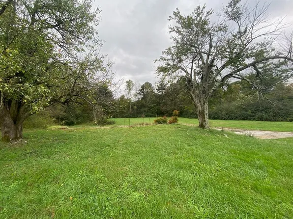 2500 20th St NE, Cleveland, TN 37323