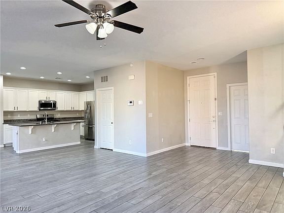 5th image of 594 Crying Bird Ave
