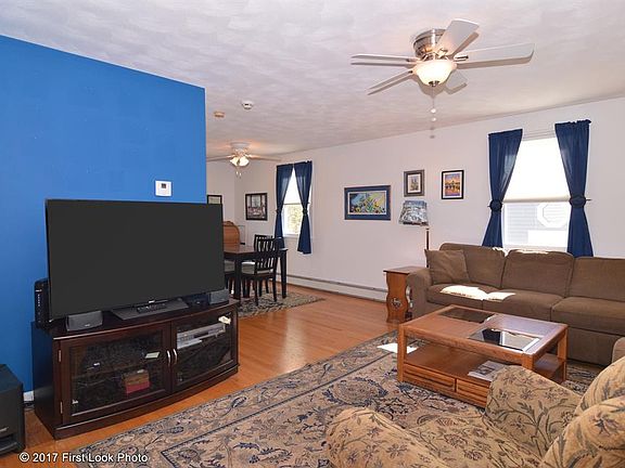 5th image of 118 Rhode Island Blvd
