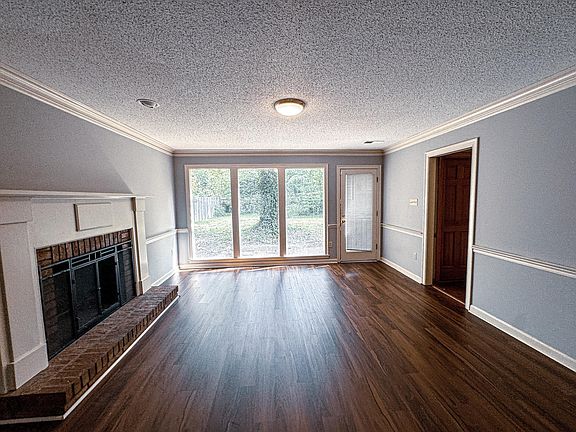 3rd image of 7241 Germanshire Ln