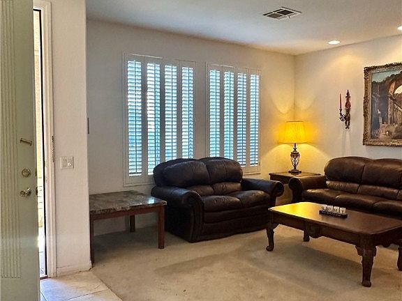 4th image of 630 Bighorn Creek St