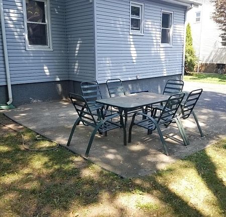 3rd image of 20 Woodland Ave